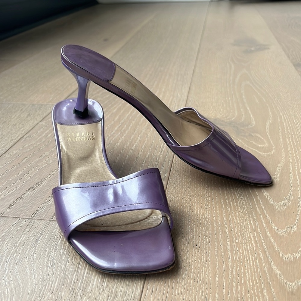 Stuart Weitzman Y2K Kitten Heels. Size 5.5